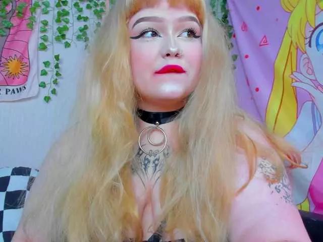 Offline -CandyM1lky- on BongaCams
