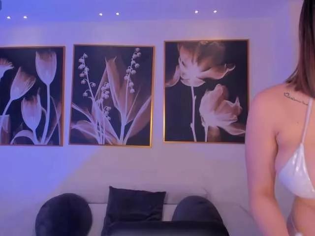 Freechat AmyWalker on BongaCams