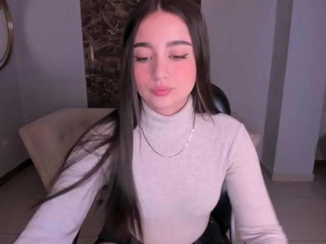 ArianaMonroe — I love exploring my sexuality and chatting with nice people here. I am a very open and permissive girl, I love to be in front of the webcam and make you crazy with my body and my top show.