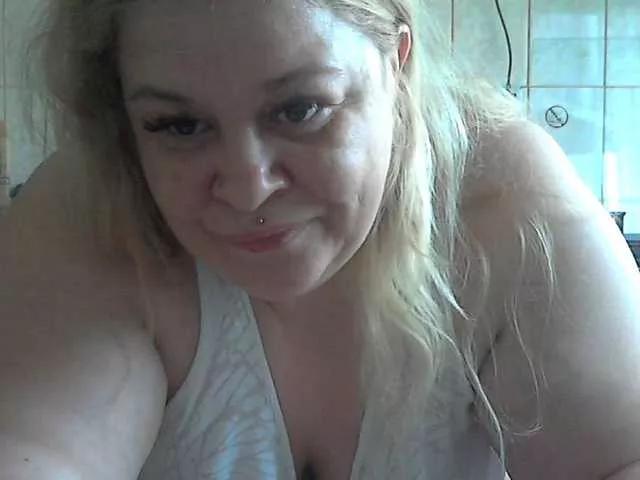 Offline AriannaMilf on BongaCams