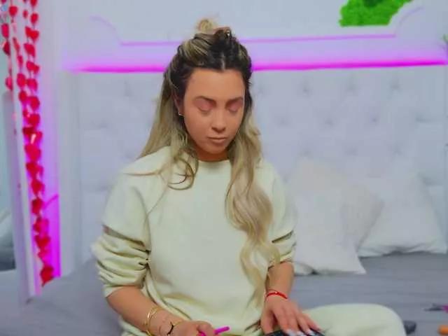 AriannaSins on BongaCams 