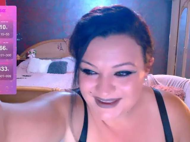 Offline Ariellefoxy on BongaCams