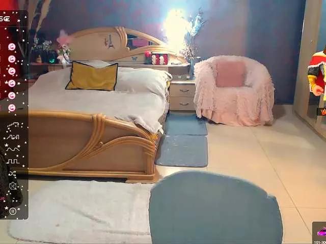 Offline Ariellefoxy on BongaCams