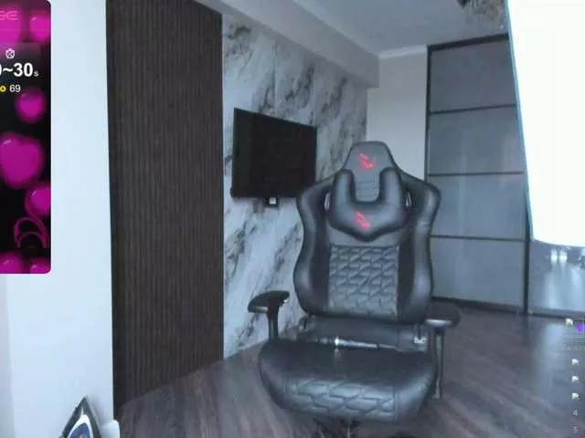 Offline azur-moon on BongaCams