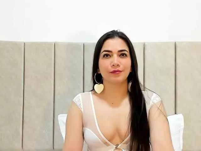 BabeLeidy — In my show I will masturbate while you watch me, I will play a lot with my dildos, deep throat, I love fantasies and fetishes, come with confidence, I have an interactive toy, add me to your favorites.