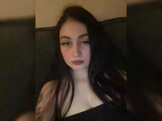 BabyMilia717 on BongaCams 