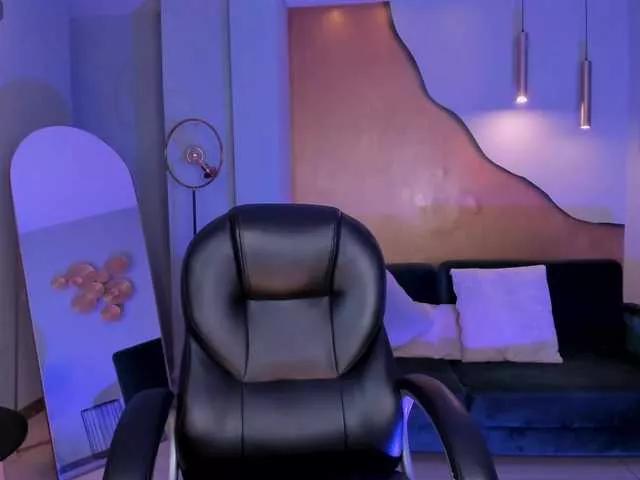 Offline BiancaPierce on BongaCams