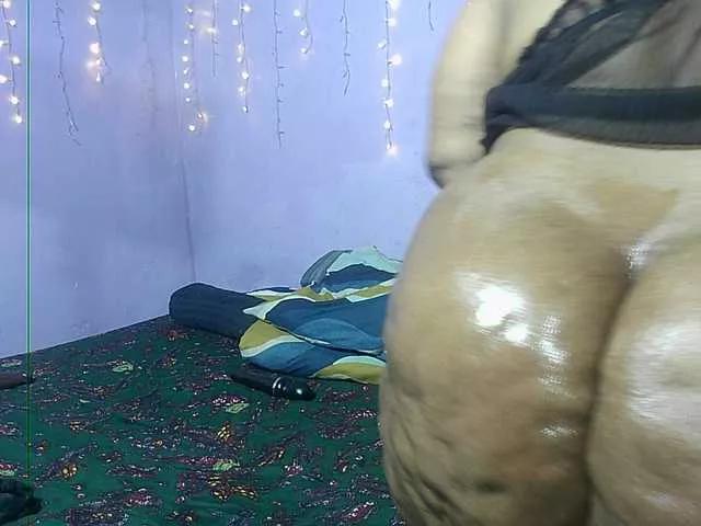 Offline Big-Ass-Wilma on BongaCams