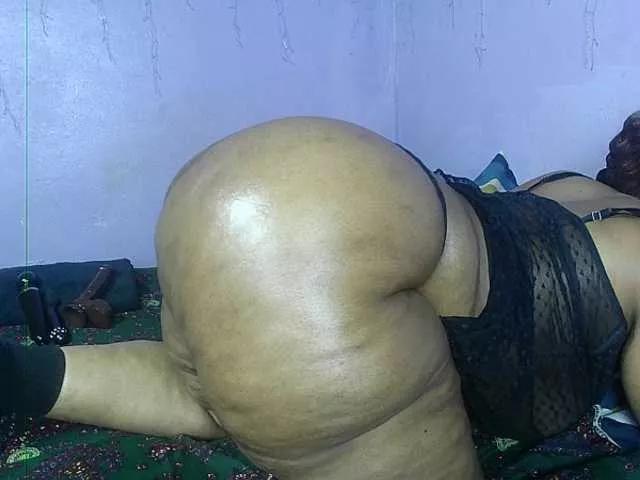 Offline Big-Ass-Wilma on BongaCams