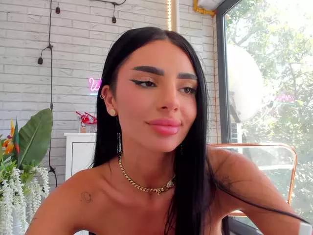 BritneyCharm — Freechat on BongaCams