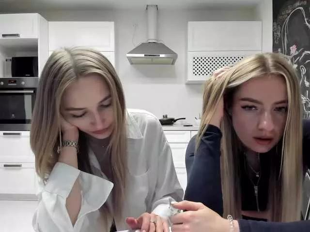 Freechat busenok on BongaCams