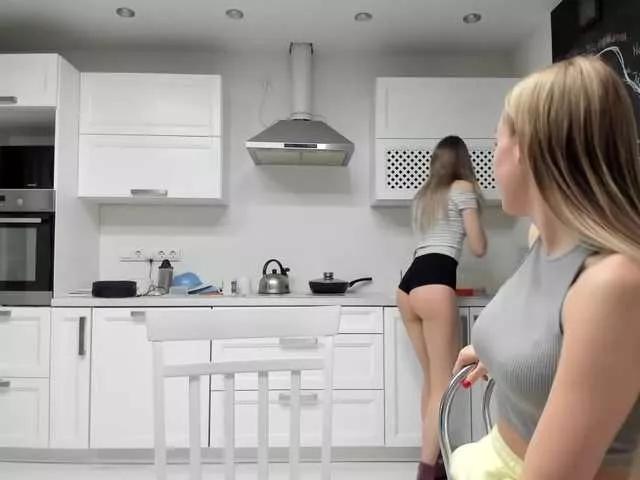 Freechat busenok on BongaCams