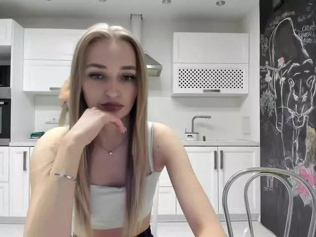 Freechat busenok on BongaCams