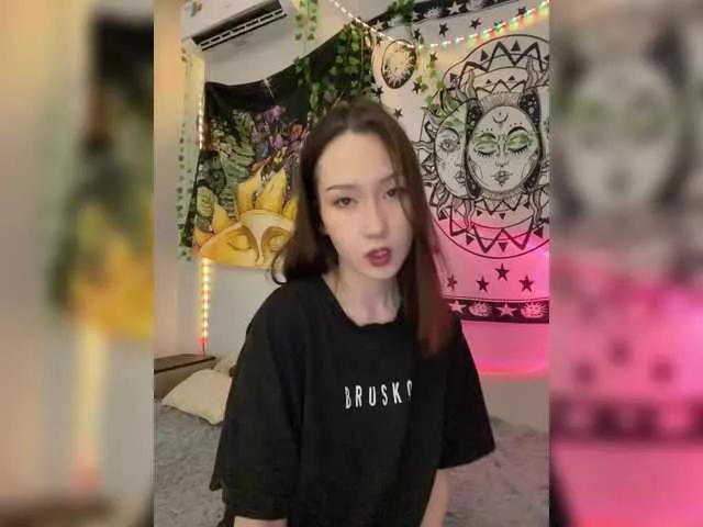 Offline CrazyAleona on BongaCams