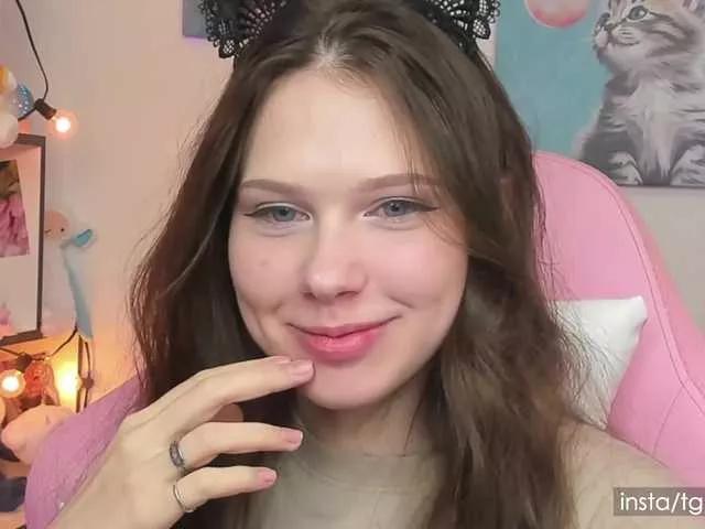 Freechat Cuterori on BongaCams