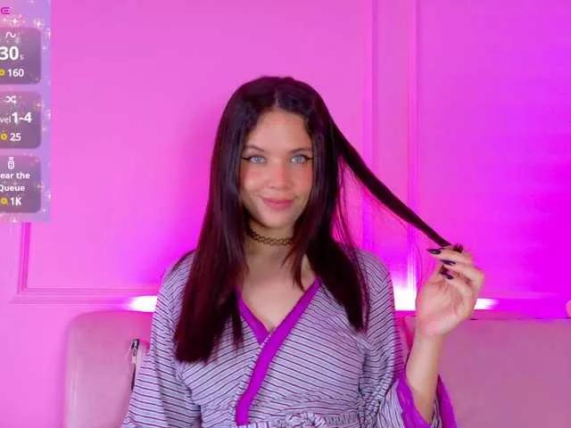 DannaCoxx — Good music at the hot moment that makes more and raise my imagination. They make me a good touch with my body and make me want to touch me. Dirty talk for chat. Someone who has initiative.
...
