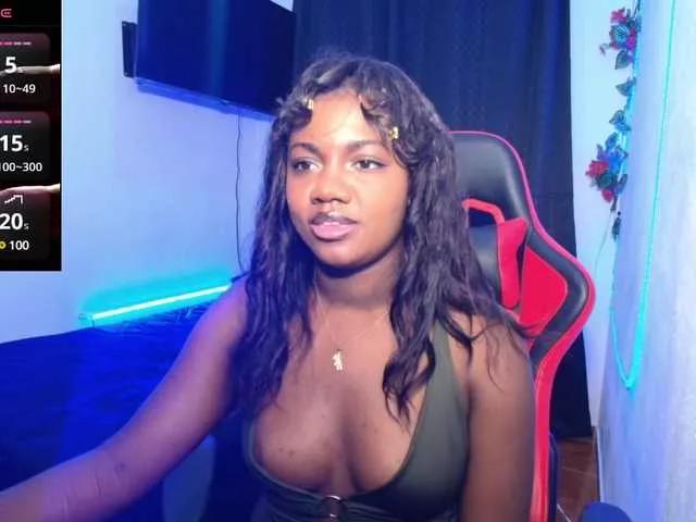 Offline Daphnewa5808 on BongaCams