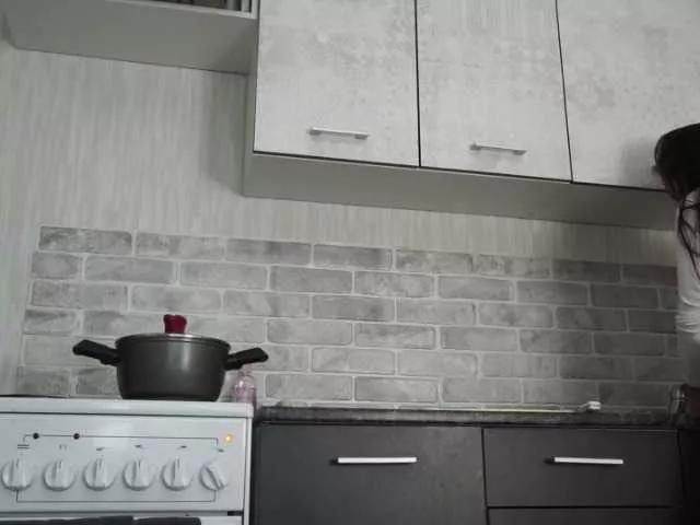 Offline diffgirls1-1 on BongaCams