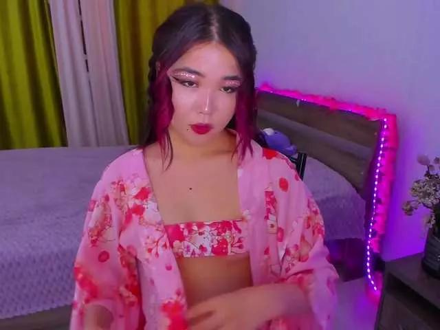 Dollyiaa on BongaCams 