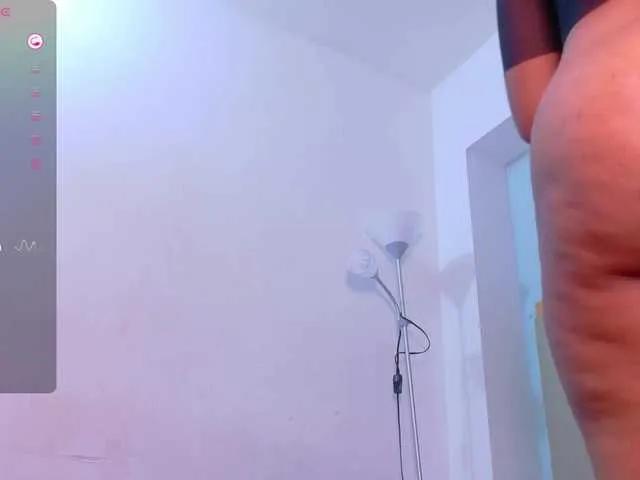 Freechat ebonyadiction on BongaCams