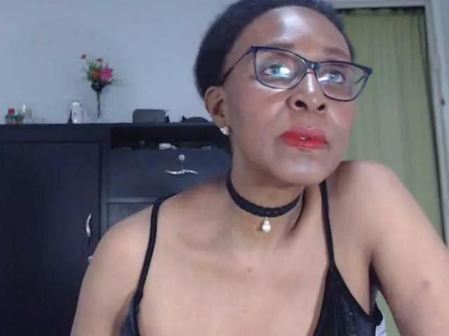 Offline ebonymilf on BongaCams