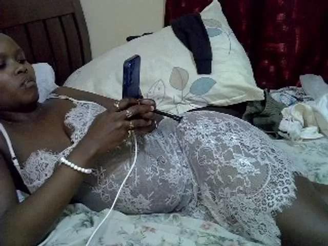 Freechat Ebonysonya2 on BongaCams