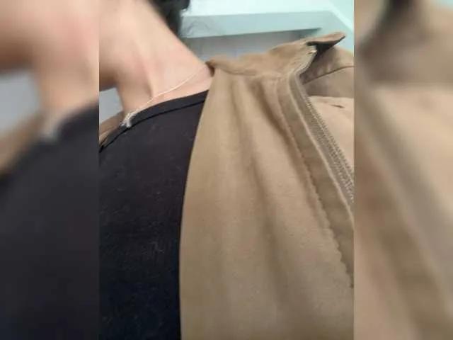 EllaThorne — I like older and smart men who give ma a good orgasm with his big cock