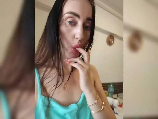 Offline Fortune---888 on BongaCams