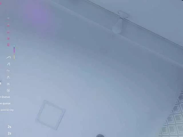 Offline friendsmom on BongaCams