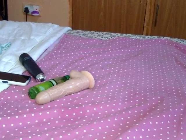 Offline Gladwell on BongaCams