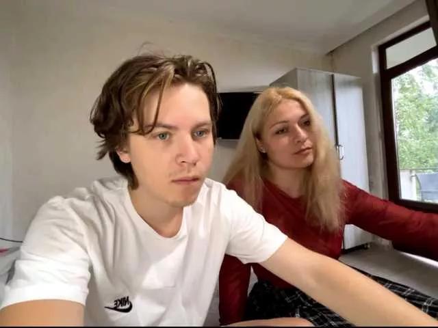 Hikkiii on BongaCams 