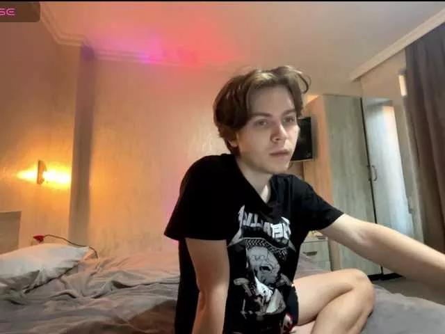 Hikkiii on BongaCams 