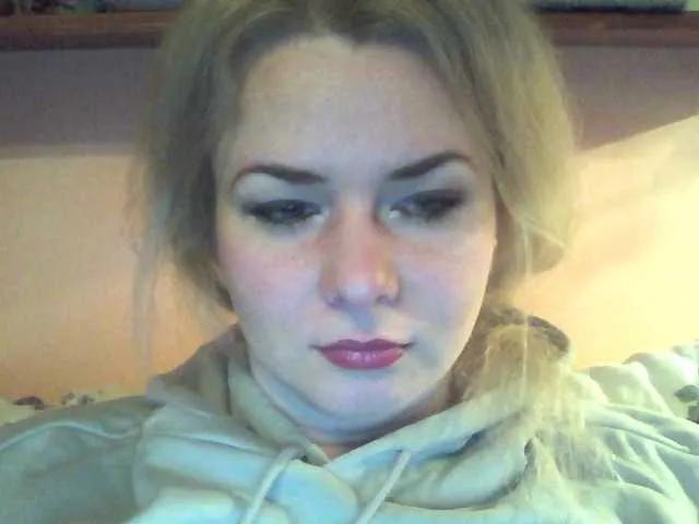 BongaCams HollyLaPretty is Freechat HollyLaPretty — I like men who are self-confident enough to not be afraid of a strong woman. Be that man and I will fulfill all your expectations