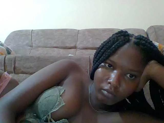 Hornyqueen4 — Freechat on BongaCams