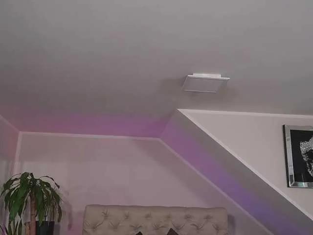 Hotmilfbitch — Hard big cocks and hard vibes with my lush.