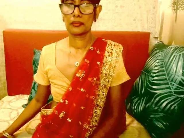IndianpreetiXXX — a guy who wants to fuck my ass over n over again...i love anal soo much....a  really horny guy who can give me a really good time in bed