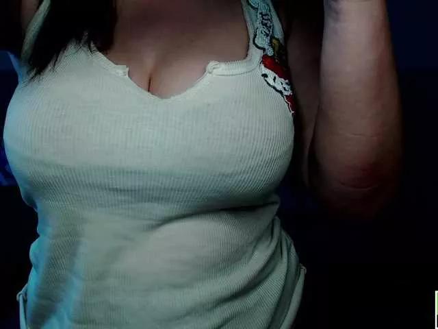 Offline IvannaAmali661 on BongaCams