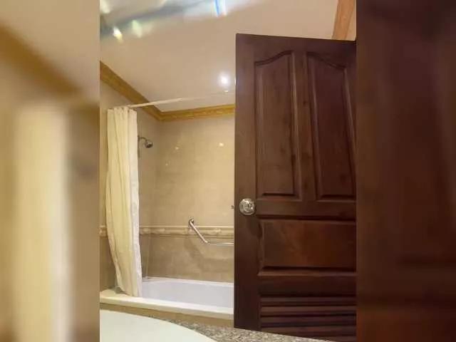 Freechat Janochka666 on BongaCams