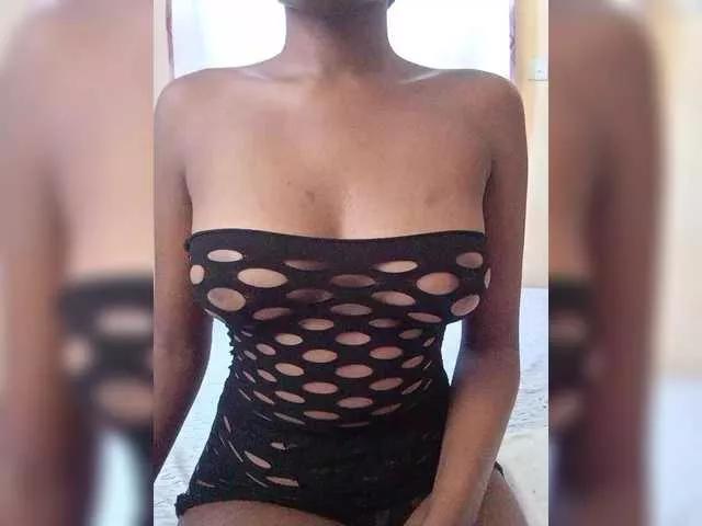 junea — Freechat on BongaCams