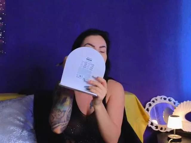 Freechat KateyRivaa on BongaCams