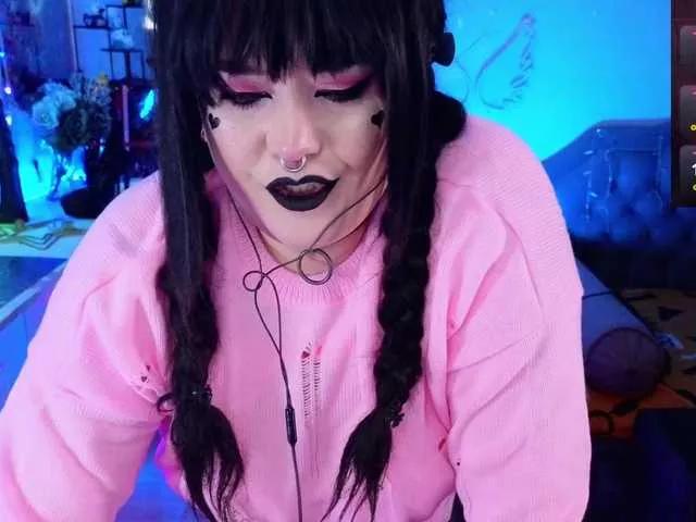 Offline Laura-Wicked on BongaCams