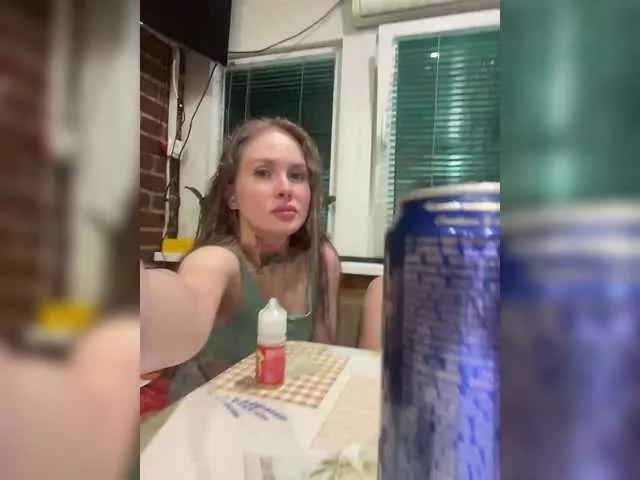 Freechat Letti28 on BongaCams