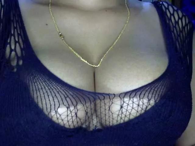 Freechat lima11 on BongaCams