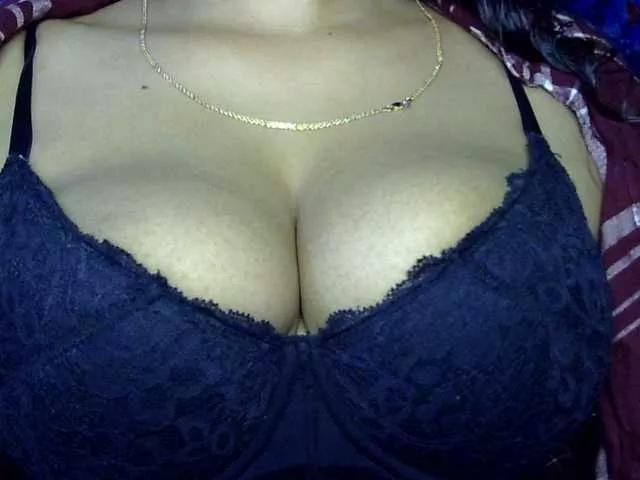 Freechat lima11 on BongaCams