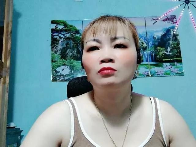 Freechat Linhanhsex2k on BongaCams