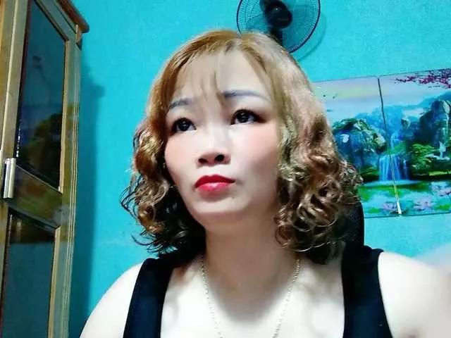 Freechat Linhanhsex2k on BongaCams