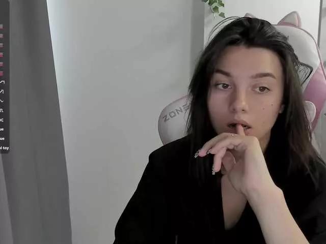 Offline Lisamurm on BongaCams