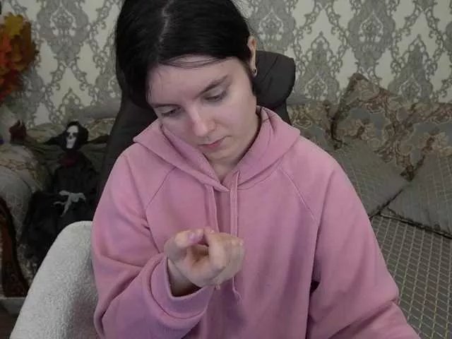 LittleShyy on BongaCams