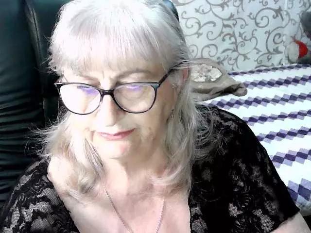 Offline LolkaAlyss on BongaCams