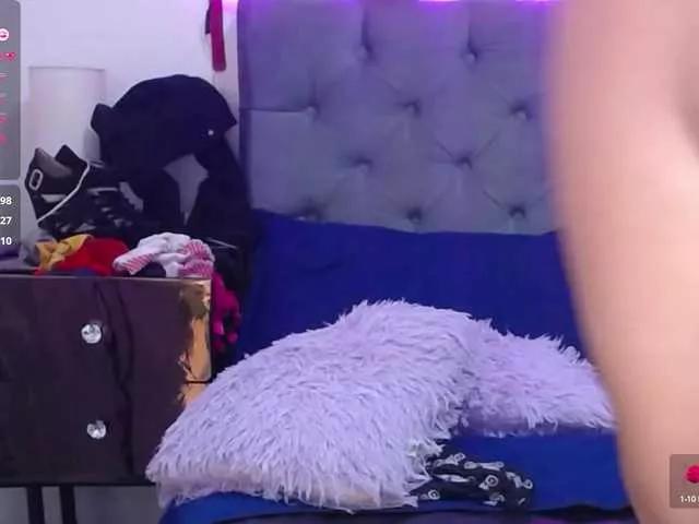 Freechat louise-nails on BongaCams